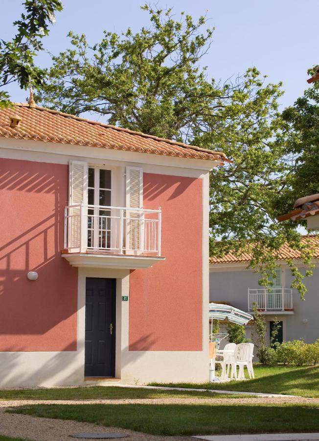 Madame Vacances Les Maisons de Fontenelles LʼAiguillon-sur-Vie Extérieur photo